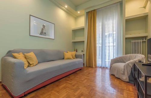 Ampelokipoi Apartment | City Haven: 1 BR apartment, Central Athens
