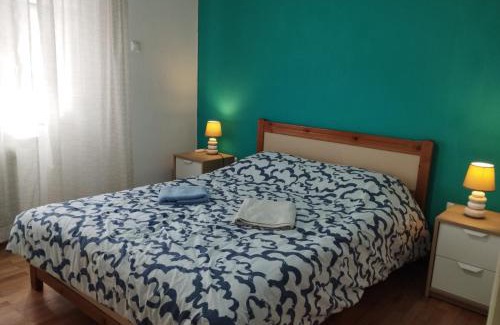 Kinosargous Apartment | Colorful apartment 5 minutes walk from Acropolis