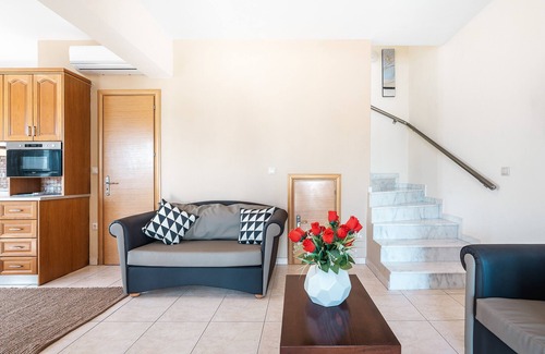 Gennadi Villa | Country House 'Green Pearl' with Sea View, Private Pool and Wi-Fi