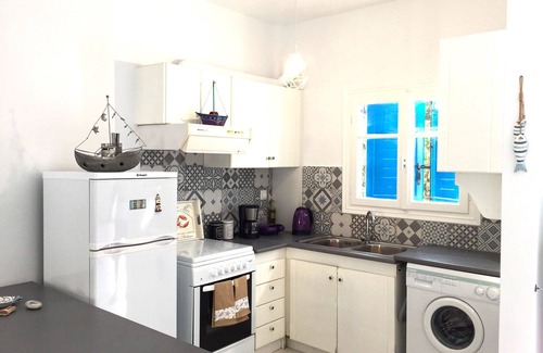 Paleopolis Apartment | Cozy & comfy Apt with Sea View in Chora Andros