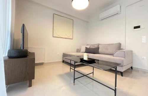 Kallithea Apartment | Cultural Retreat Near Stavros Niarchos Center