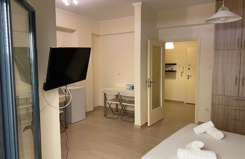 Thissio Apartment | Cute home in Thissio center