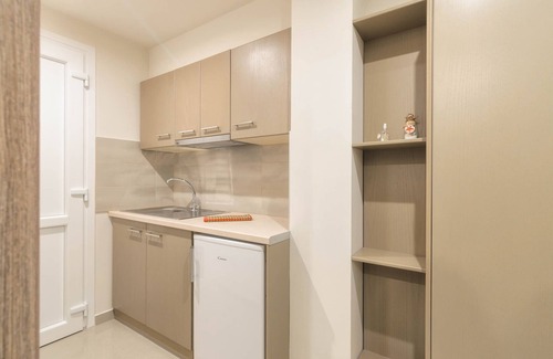 Laganas Apartment | Deluxe Apartment with Pool View
