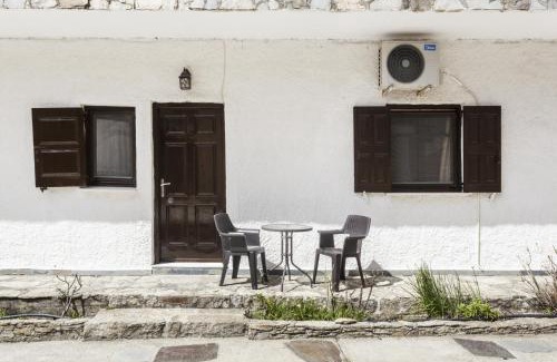 Armenistis Apartment | Despina Studios Kastanies Raxes Ikaria # 10