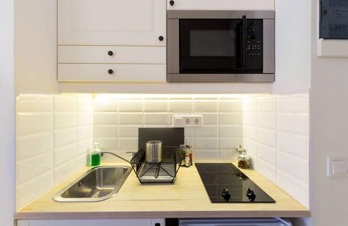 Kinosargous Apartment | Dinostratus House, Studio 7