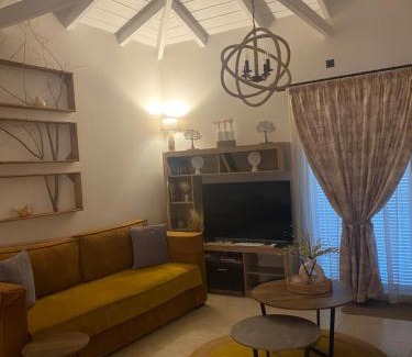 Methoni Apartment | Elais House Methoni