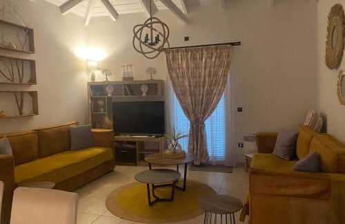 Methoni Apartment | Elais House Methoni