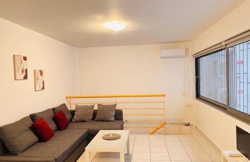 Ampelokipoi Apartment | Elvita Apartments