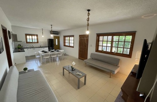 Korithion House | family home in a quiet neighborhood