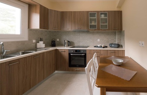 Leivathos Apartment | Family-sized condo with stunning view - Evangelia's Residence