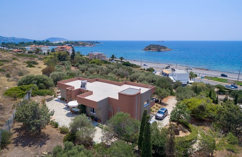 Lagonissi Villa | Fantastic Villa by the sea