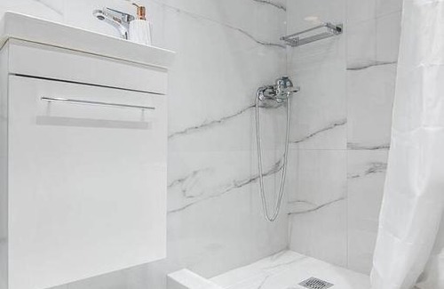 Attiki Apartment | Fully renovated studio in the city center for 3ppl