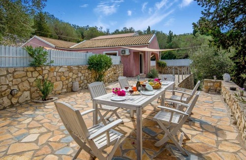 Ieromonachos House | House ∙ 3 guests