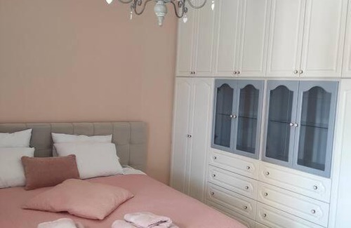 Ioannina Apartment | Ioannina Cozy Hill House