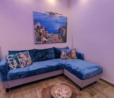 Palaio Faliro Apartment | Island 3siblings