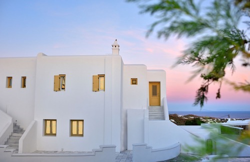 Psarou Hotel | Jenny's Summer Houses