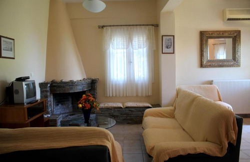 Pylos-Nestoras Apartment | Jorgos 2