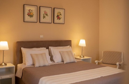 Old Town Rethymnon Apartment | Lemon Tree apartment