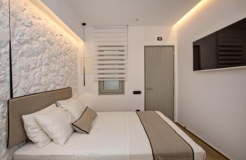 Tinos Town Apartment | Levantes Luxury suites I II