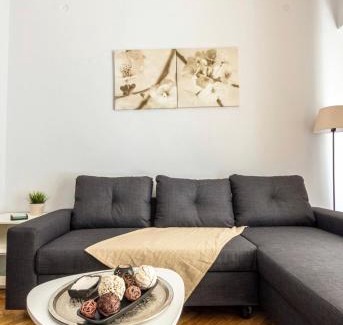 Plaka Apartment | Luxuriously Central Studio in the Heart of Athens