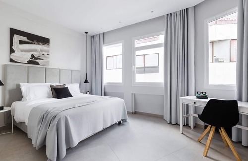 Plaka Apartment | Luxury Apartment in Plaka A
