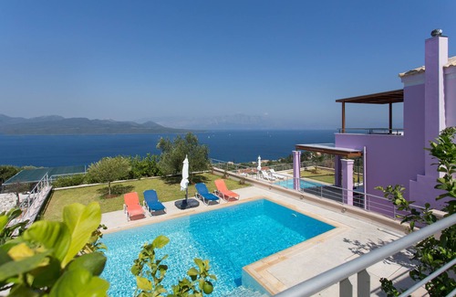 Nikiana Villa | Luxury Villa for 6 Amazing Sea View Pool