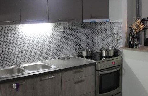 Neapoli Apartment | Lycabettus / Kolonaki Cozy Apartment