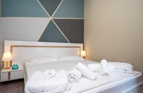 Paralia Ofryniou Apartment | Magdalene's Premium Apartments