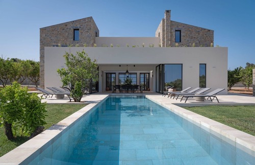 Skaleta Villa | Magical Crete Villa | Villa Liváni | Beautiful Landmark views | Terrace &.