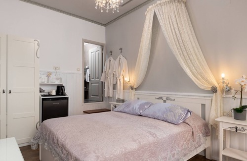 Symi Apartment | Marika's Deluxe Rooms - Room 5