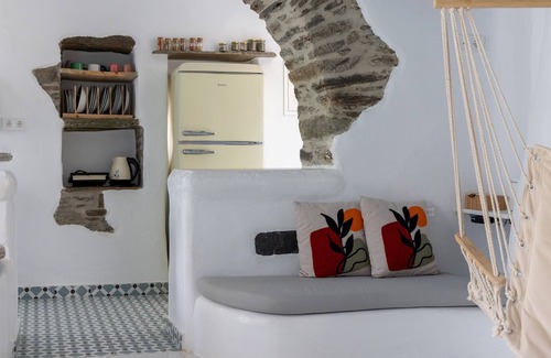 Megas Yialos-Nites House | Melina house, Platia Tinos