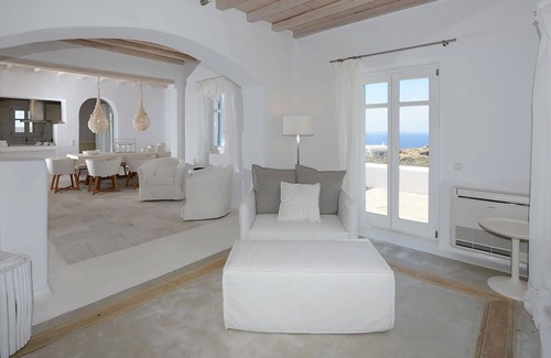 Tourlos Villa | My Rental Homes - Krystalo, in Choulakia area with swimming pool and sea view