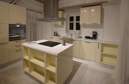 Tourlos Villa | My Rental Homes - Krystalo, in Choulakia area with swimming pool and sea view