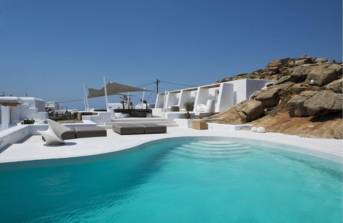 Mykonos Town House | My Rental Homes - Suite Ruby, in Tourlos area, with shared pool and sea view