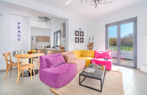 Troulos Apartment | Mythos Luxury Villa-Skiathos