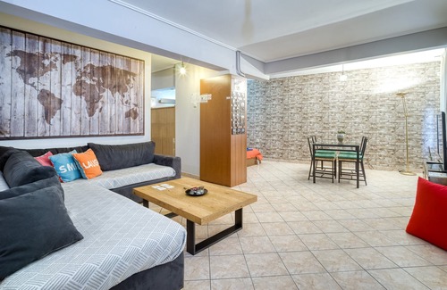Ampelokipoi Apartment | Near metro apartment