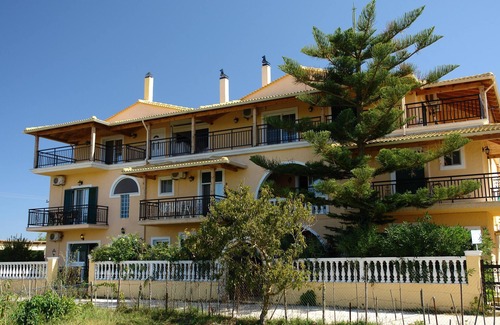 Ag. Georgios Apartment | 'Nefeli Apartment 1st Floor' with Sea View, Garden & Wi-Fi