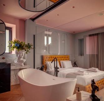 Ermoupoli Bed & Breakfast | Ninemian Suites Syros
