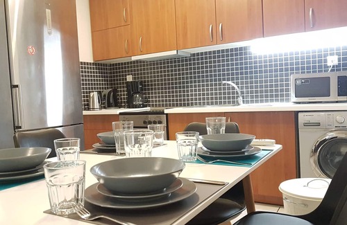 Mousio Apartment | Palette Apartment (Carmine) - Athens Center, 6 BD, 3 BATH