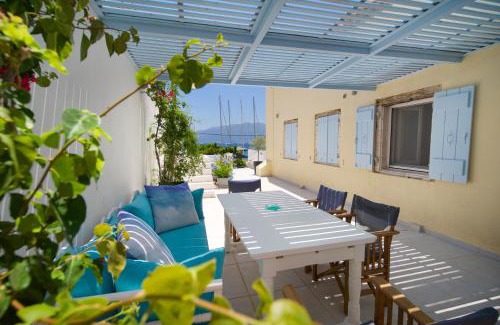 Agia Efimia Villa | Palm Mansion