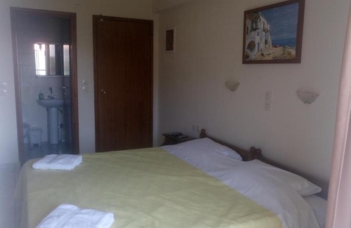 Skiathos House | Pansion Chrisa