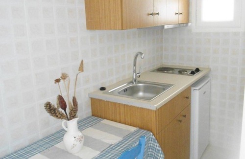 Logaras Apartment | Paros: Apartment 30 meters from the beach