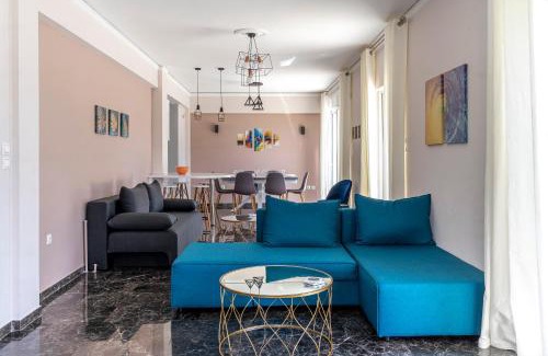 Athens Apartment | Penthouse in the heart of Athens/Koukaki area