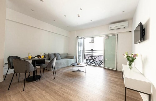 Ampelokipoi Apartment | Phaedrus Living Deluxe Kriel Suites 102