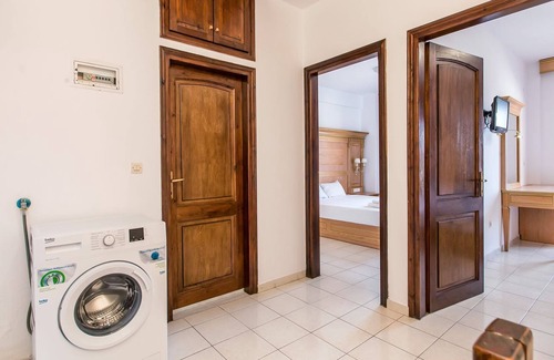 Skala Fourkas Villa | R 1463 Two Bedroom Maisonette with Pool View, Private Balcony & Welcome Drink.