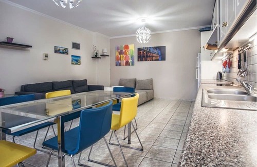 Alepou Hotel | Rarakos Houses