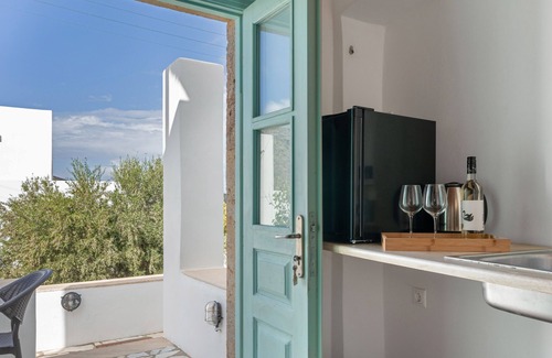 Skala Apartment | Room 'Double Sea View No 5' with Sea View, Wi-Fi and Air Conditioning
