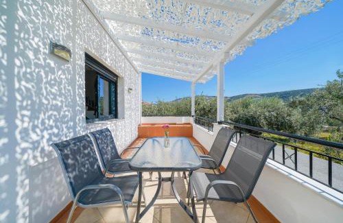 Potos Apartment | Scandia Villas