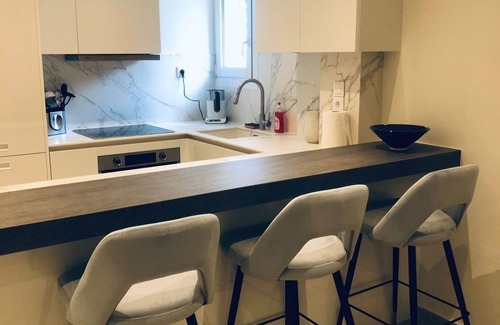 Glyfada Apartment | SeaRenity Glyfada Ctr, 1BR, Renovated, near beach