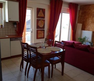 Nea Makri Apartment | 'Seaside Paradise' Elegant Apartment in Nea Makri